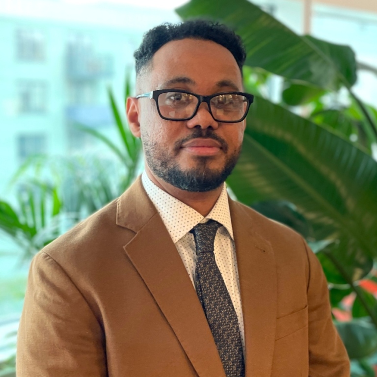 Portrait photo of Elias Seid, PhD at the Department of Computer and Systems Sciences (DSV).